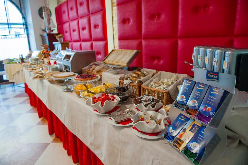 Hotel Bologna ***S เวโรนา ภายนอก รูปภาพ