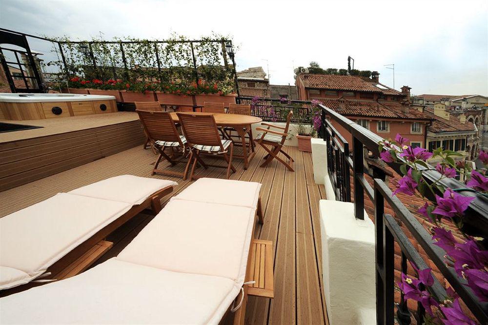Hotel Bologna ***S เวโรนา ภายนอก รูปภาพ
